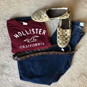 Hollister Long Sleeve shirt